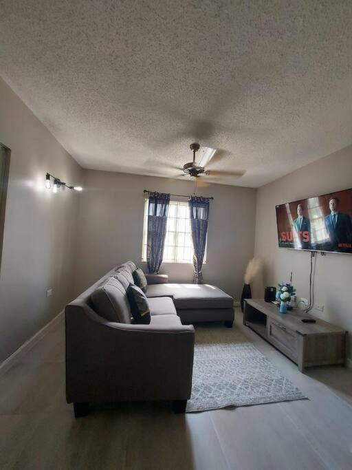 Apartamento Modern At The Worthington *