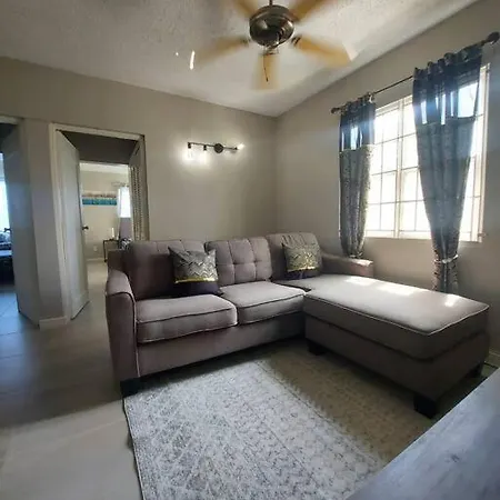 Modern Apartment At The Worthington Kingston Esterno foto